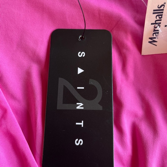SAINTS 21 PINK DEEP V-NECK CROP TOP (L) NEW WITH TAGS - Picture 4 of 6
